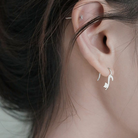 Sterling Silber Katzen Haken Ohrringe, Mismatch Kitty Ohrringe, entzückende Tier Ohrringe, Tierliebhaber Ohrringe, Kätzchen Haken Ohrringe, Geschenk, E259