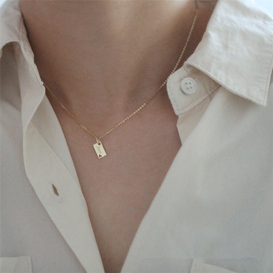 Liebesbrief-Anhänger-Halskette, goldene Halskette mit Gravur, hohler Herz-Rechteck-Anhänger, perfektes Geschenk für ihre Freundin, Tochter, Mutter, Freundin N52