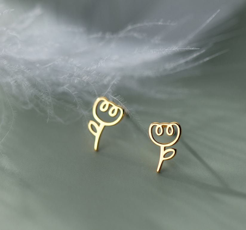 Tulip Flower Stud Earrings