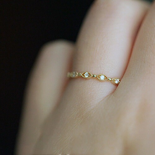 Adjustable Gold Oval Link Ring