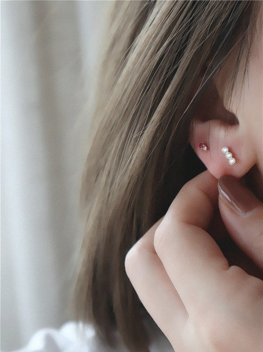 Round gold earrings studs| 3 stone earrings| circle stud earrings