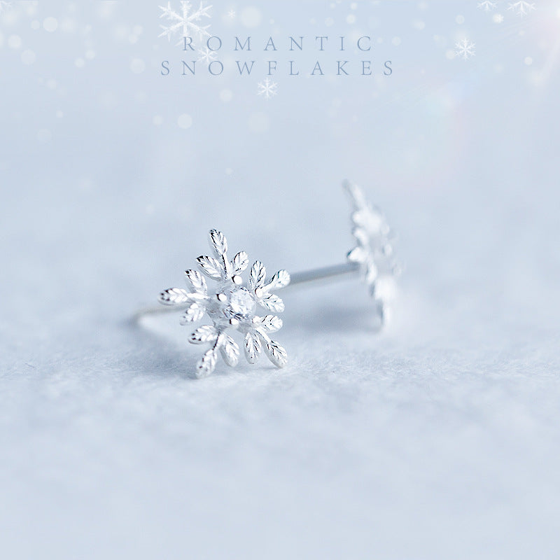 925 Silver CZ Snowflake Stud Earrings, Small Snowflake Earrings, Flower Studs, Christmas Earrings, Minimalist Earrings, Christmas Gift, E320