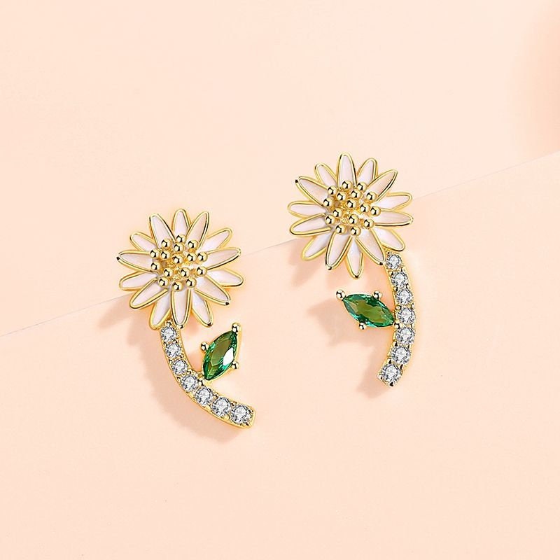 14k Gold Plated 925 Silver Delicate Daisy Earrings, Dainty Daisy & Green Leaves Earrings, Gold Flower Earring, Plant Studs, Gift for her E48