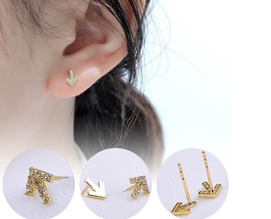 Gold Plated 925 Silver Mismatched Arrow Stud Earring, Sparkly Asymmetrical Arrow Studs, Unique Gift, Two Color Available, Gift for her E75