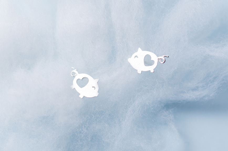 Sterling Silver Piggy Open Heart Stud Earrings, Hollow-out Heart Piglet Stud Earrings, Cute Pig Animal Earrings, Piggy Earrings, Gifts, E146