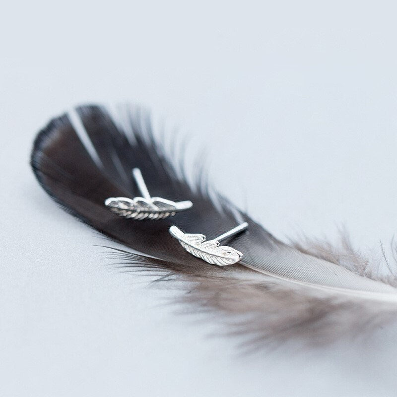 1 Pair | Sterling Silver Feather Stud Earrings, Skinny Feather Earrings, Dainty Leaf Earring, Minimalist Earring, Gifts for Her E150