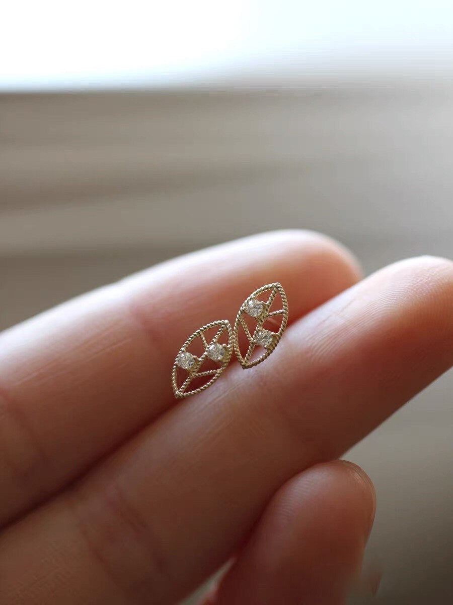 14k Gold Plated Sterling Silver Dainty Hollow-out Leaves Earrings, Vintage Style Leaf CZ Earrings, Delicate Plant Earring, Gift for her, E91