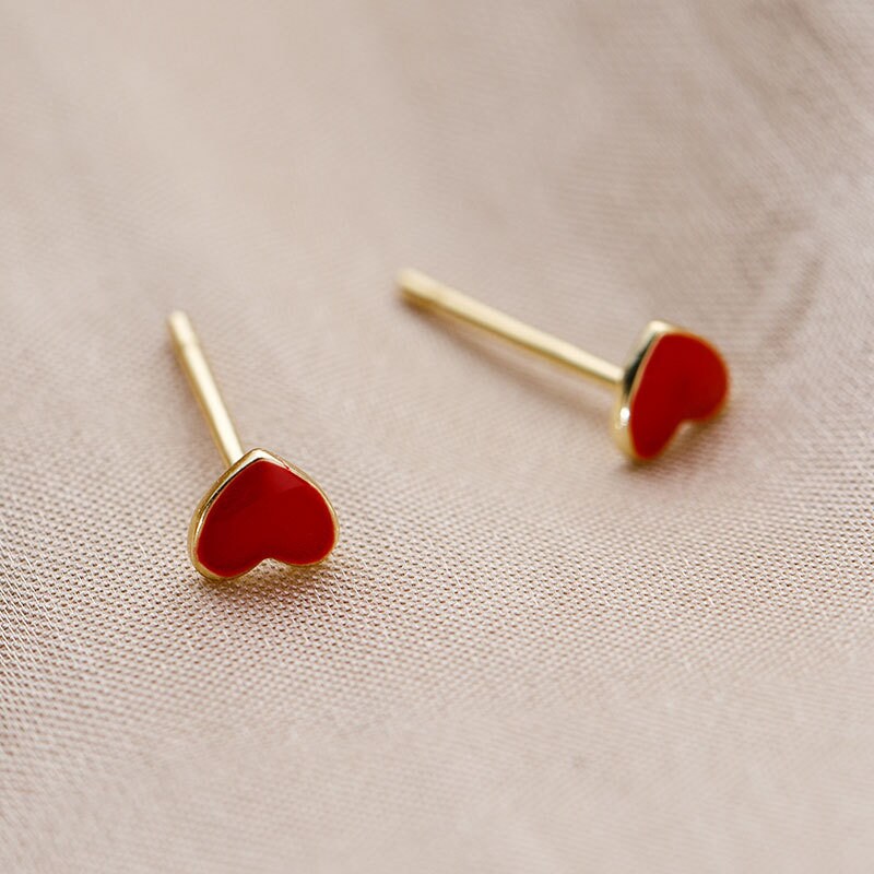 14k vergoldete 925 Silber Kleine Rote Herz Ohrstecker, Minimalistische Kleine Herz Ohrstecker, Rote Ohrstecker, Süßes &amp; Hübsches Design, 3 Stiloptionen, E152