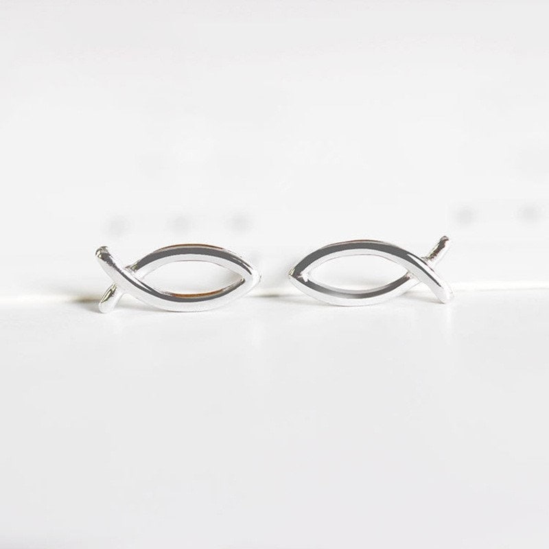 Sterling Silver Cute Fish Stud Earrings, Simple Fish Animal Stud Earrings, Geometry Studs, Minimalist and Pretty Studs, E155