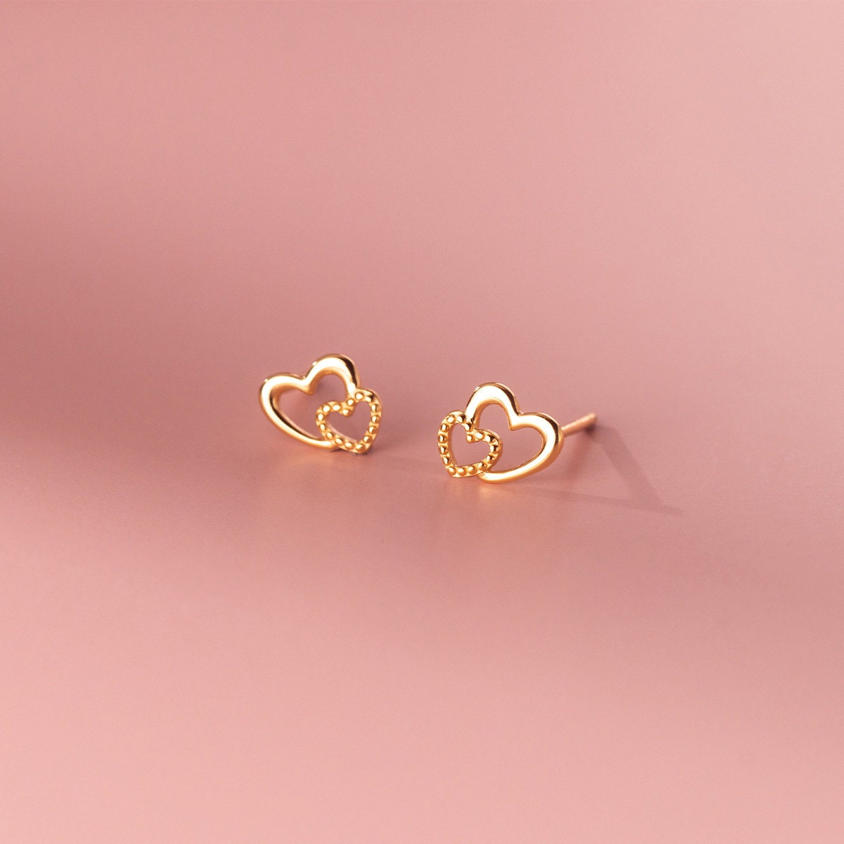 14k Gold Plated 925 Silver Heart Stud Earrings, Dainty Heart Studs, Pretty and Sweet Heart Design Earrings, Minimalist, Gifts for Her, E107