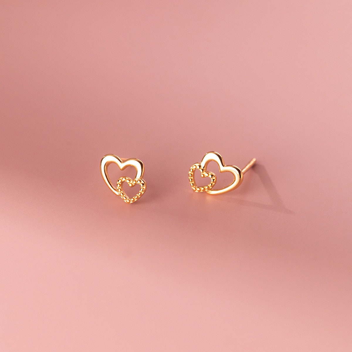 14k Gold Plated 925 Silver Heart Stud Earrings, Dainty Heart Studs, Pretty and Sweet Heart Design Earrings, Minimalist, Gifts for Her, E107