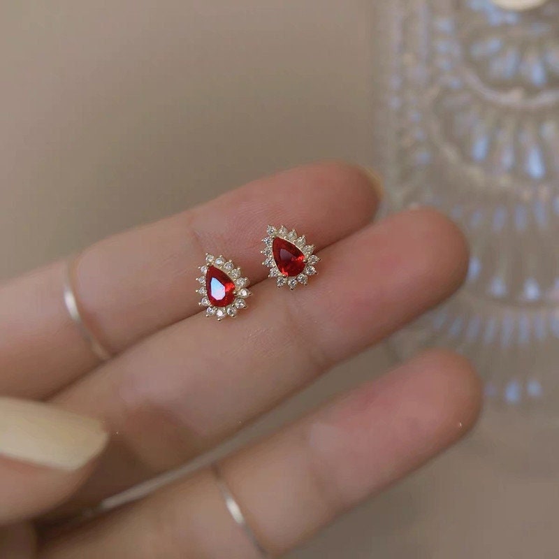 Gold Plated 925 Silver Dainty Oval Ruby CZ Stud Earrings, Sparkly CZ Simulated Ruby Earring, Sweet and Pretty Design, Wedding Gift, E163