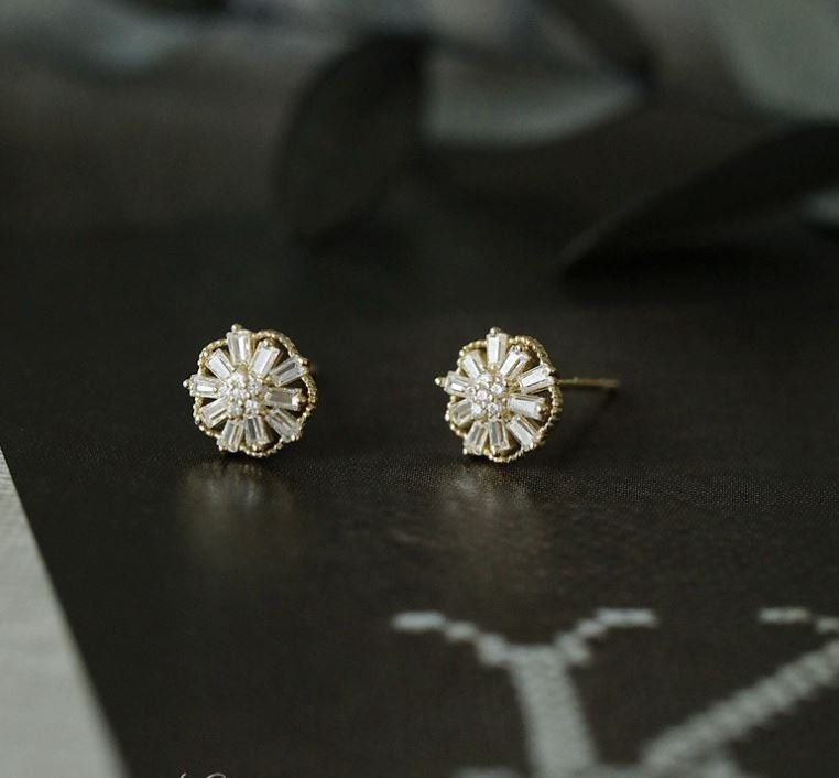 Gold Plated 925 Silver Dainty Lace Snowflake CZ Stud Earrings, Flower CZ Earrings, Crystal CZ Snowflakes Earrings, Minimalist Earrings, E165