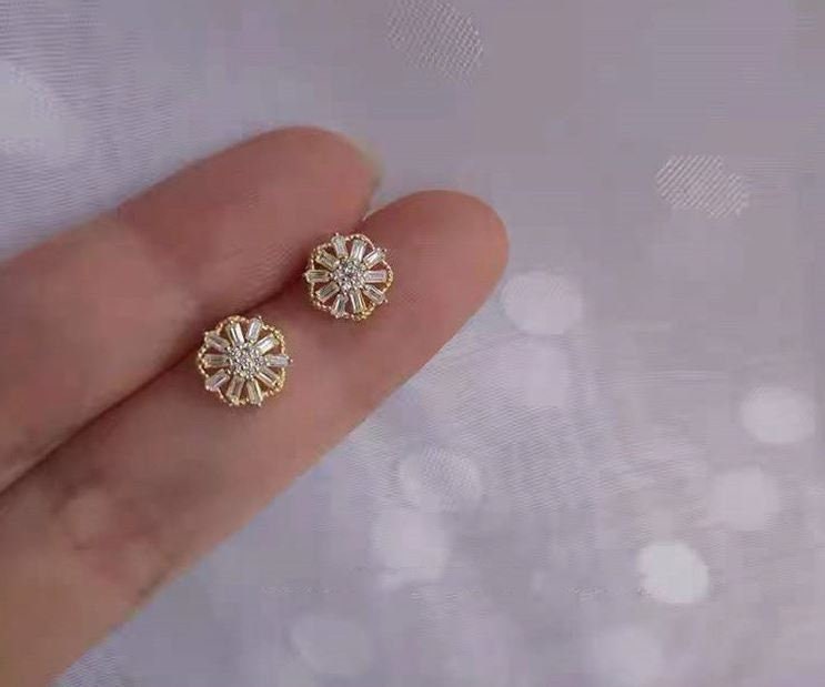 Gold Plated 925 Silver Dainty Lace Snowflake CZ Stud Earrings, Flower CZ Earrings, Crystal CZ Snowflakes Earrings, Minimalist Earrings, E165