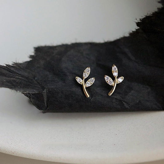 925 Silver Dainty Tiny CZ Leaves Stud Earrings, Sparkly Crystal CZ Leaf Earrings, Plant Earring, Sweet & Pretty Design, Silver or Gold, E167