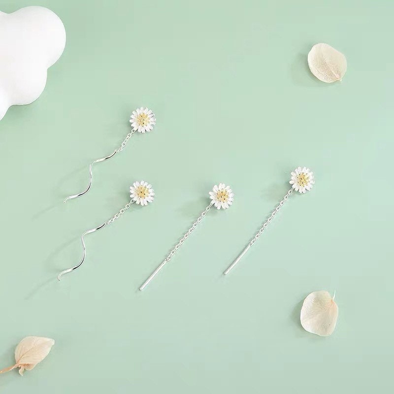 Sterling Silver Dainty Daisy Threader Drop & Dangle Earrings, Skinny Flower Daisy Tassel Drop Earrings, Lovely and Pretty Design, Gifts E176