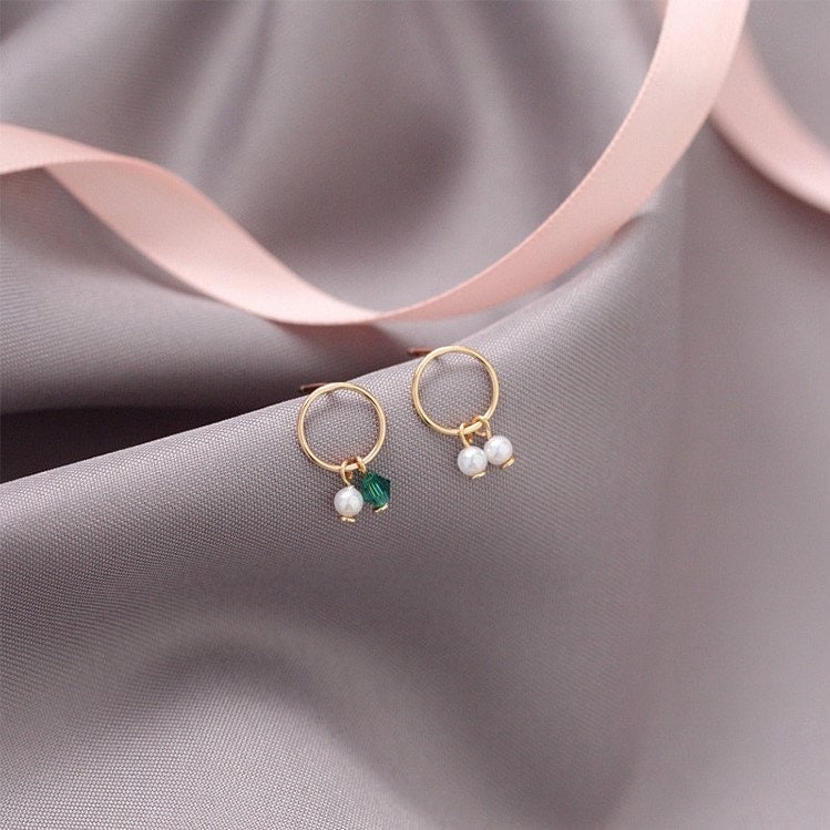 Sterling Silver Delicate Green Crystal & Simulated Pearl Circle Stud Earrings, Dainty Mismatched Earring, Two Color Available, E36