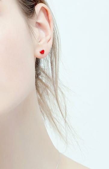 Dainty Sterling Silver Tiny Red Heart Stud Earrings, Minimalist Heart Studs, Lovely Earrings, Sweet and Pretty Design, Gifts for Her, E201