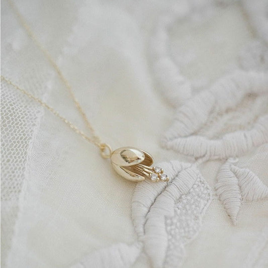 Delicate Lily Bud Necklace, 14k Gold Plated 925 Silver Lovely Flower Necklace, Blossom Pendant, Dainty Flower Trio Necklace, Minimalist, N32