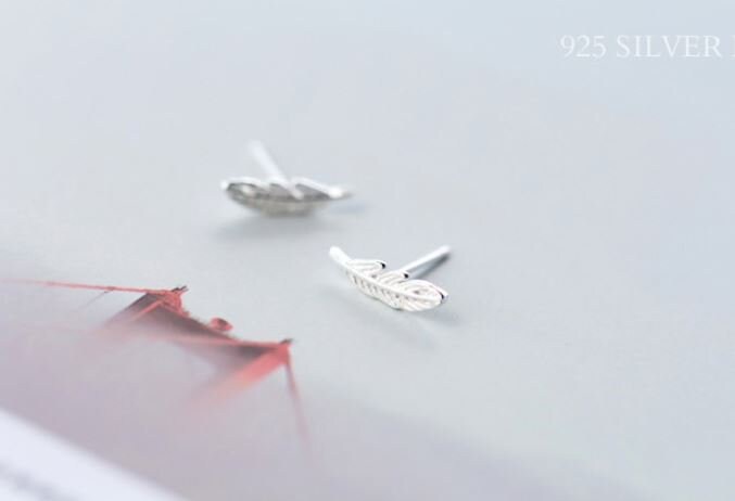 1 Pair | Sterling Silver Feather Stud Earrings, Skinny Feather Earrings, Dainty Leaf Earring, Minimalist Earring, Gifts for Her E150