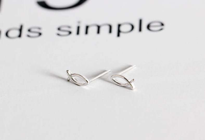 Sterling Silver Cute Fish Stud Earrings, Simple Fish Animal Stud Earrings, Geometry Studs, Minimalist and Pretty Studs, E155