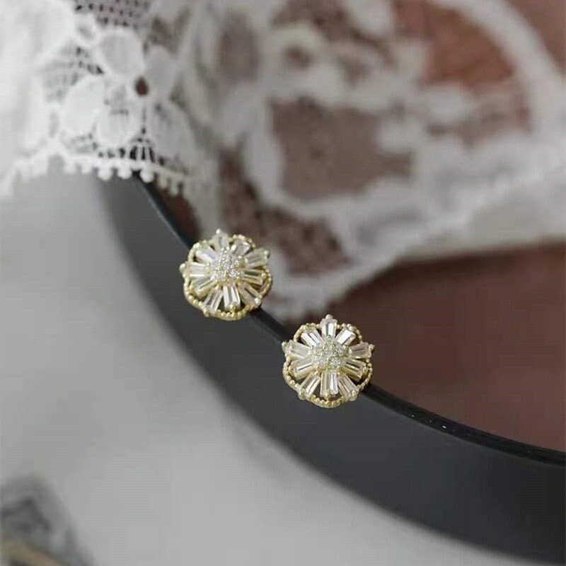 Gold Plated 925 Silver Dainty Lace Snowflake CZ Stud Earrings, Flower CZ Earrings, Crystal CZ Snowflakes Earrings, Minimalist Earrings, E165