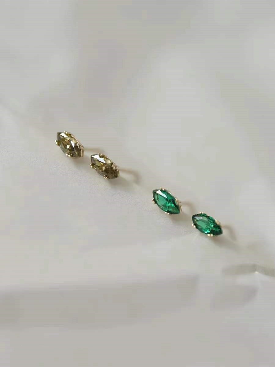 Gold Oval Emerald CZ Stud Earrings, Dainty Tiny Emerald Green Oval Studs, Minimalist Studs, Emerald or Olive Green, 2 Color Available, E227