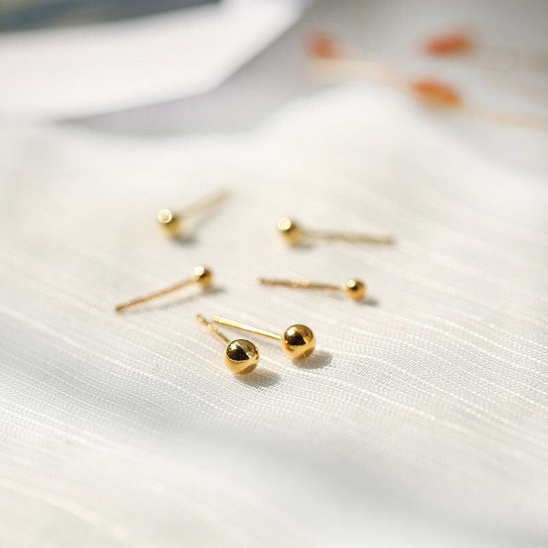 1 Paar | Kugelohrstecker aus Sterlingsilber, kleine goldene Kugelohrstecker, minimalistische Kugelohrringe für Damen und Herren, Silber oder Gold, Helix-Ohrstecker E147