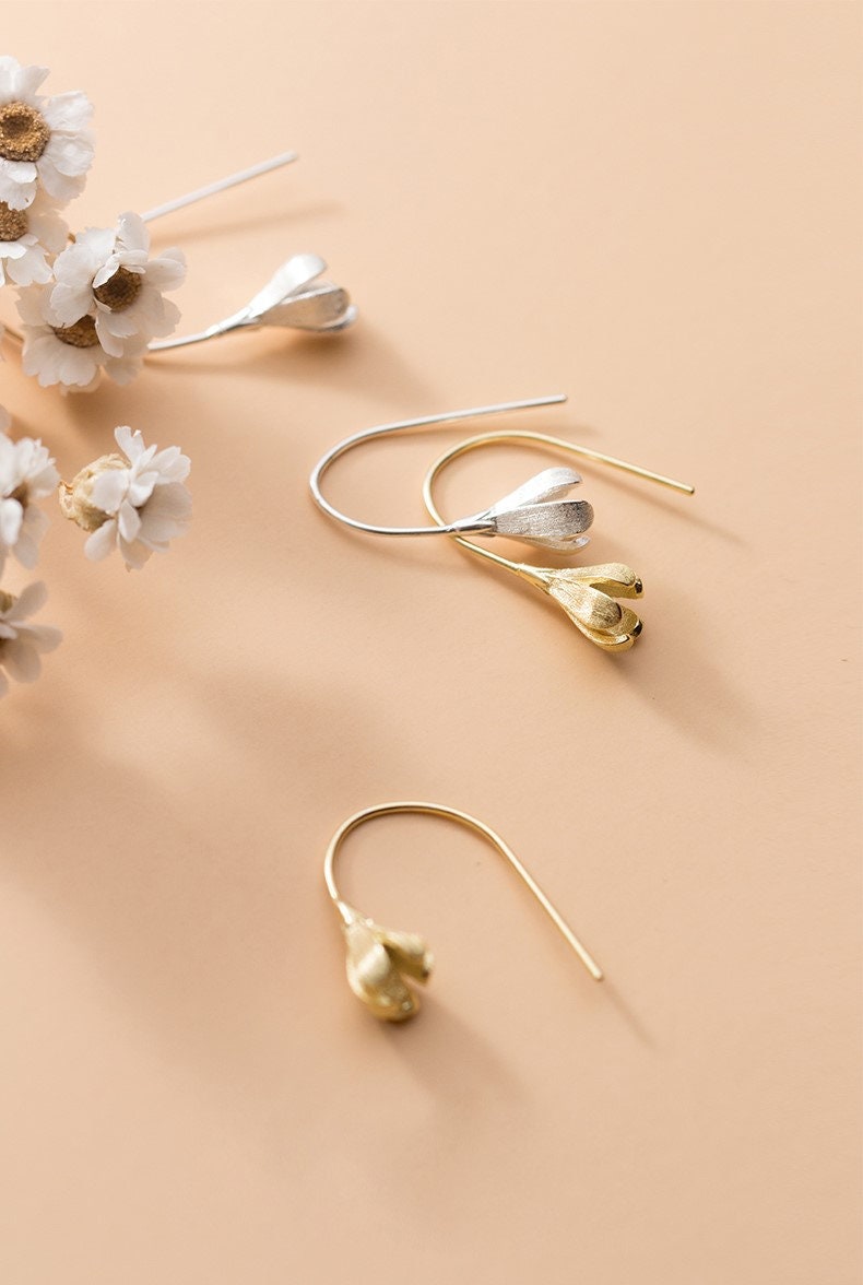 Sterling Silver Flower Bud Drop & Dangle Earrings, Plant/Flower Dangle Hook Earrings, Minimalist Flower Earrings, Silver or Gold, E252