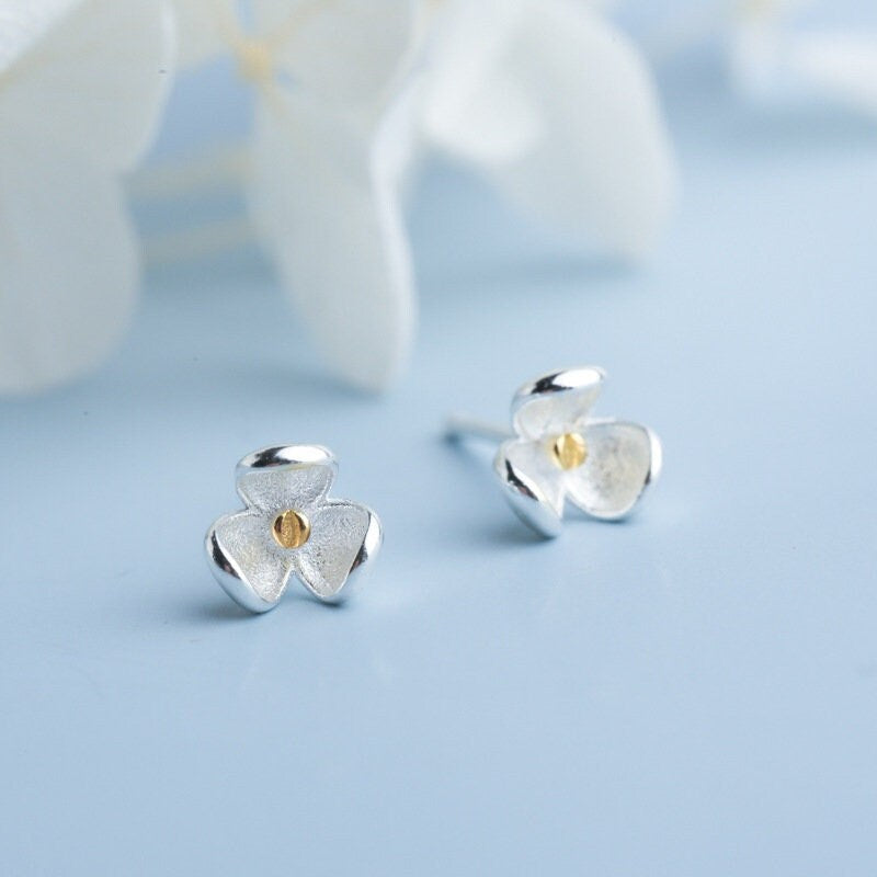 Sterling Silver Tiny Flower Bud Earrings, Dainty Flower Stud Earrings, Silver Bud Flower Studs, Minimalist Plant Earrings, E278