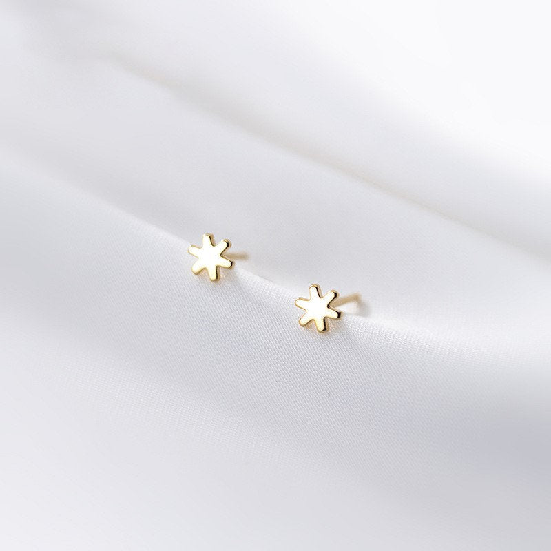 Sterling Silver Tiny Sun Stud Earrings, Dainty Gold Sunburst Studs, Helix/Tragus Sun Studs, Minimalist Earrings, Silver or Gold, E281