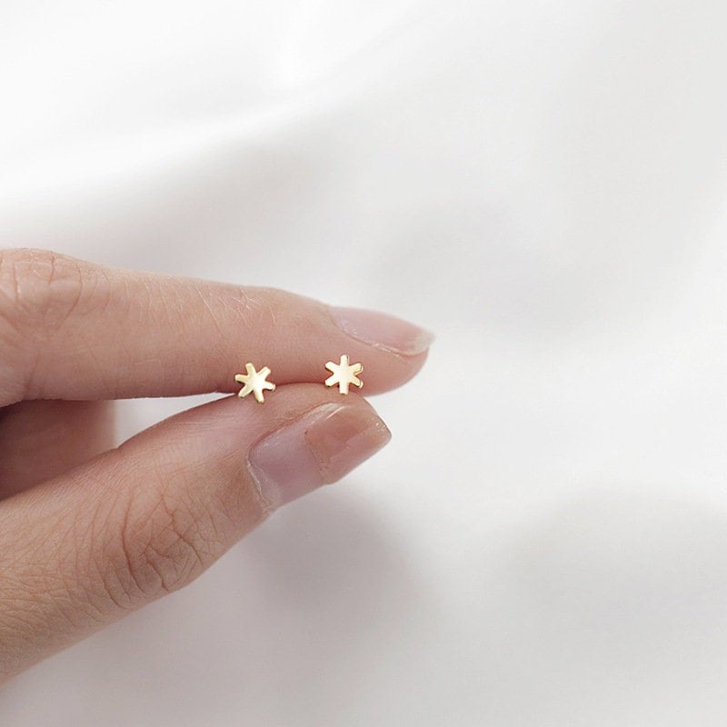 Sterling Silver Tiny Sun Stud Earrings, Dainty Gold Sunburst Studs, Helix/Tragus Sun Studs, Minimalist Earrings, Silver or Gold, E281