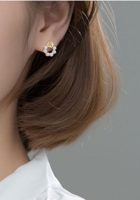 Dainty Rose Simulated Pearl Circle Earrings, Gold Plated 925 Silver Wreath Pearl Studs, Flower Pearl Circle Earring, Christmas earring E267