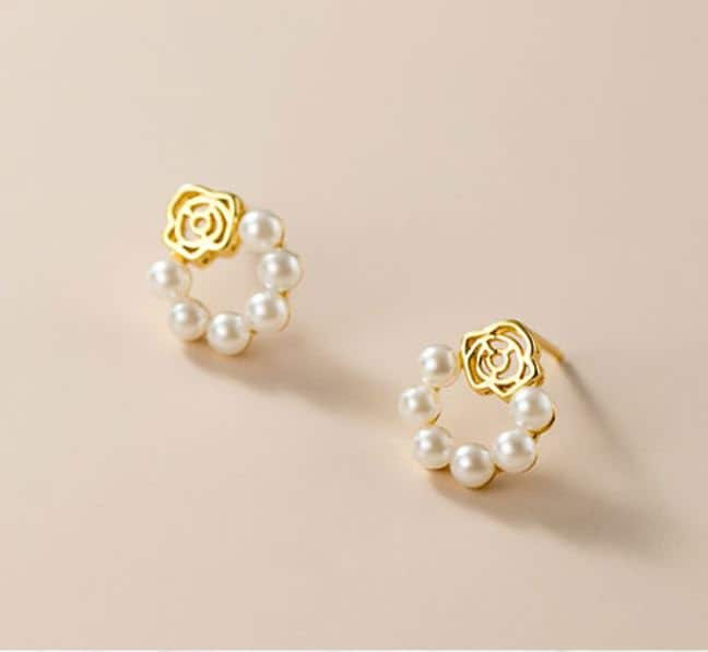 Dainty Rose Simulated Pearl Circle Earrings, Gold Plated 925 Silver Wreath Pearl Studs, Flower Pearl Circle Earring, Christmas earring E267