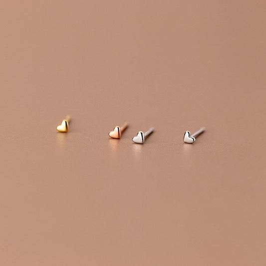 Zierliche, extra kleine Herz-Ohrstecker, kleine Herz-Ohrstecker, Silber-Ohrstecker, Gold-Herz-Ohrstecker, Helix/Conch/Tragus-Ohrstecker, minimalistische Ohrstecker, E299