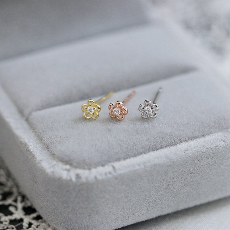 S925 Silver Extra Tiny Flower Stud Earrings, Dainty CZ Flower Studs, Gold Flower Earring, Minimalist Plant Studs, Three Color Avaiable, E298