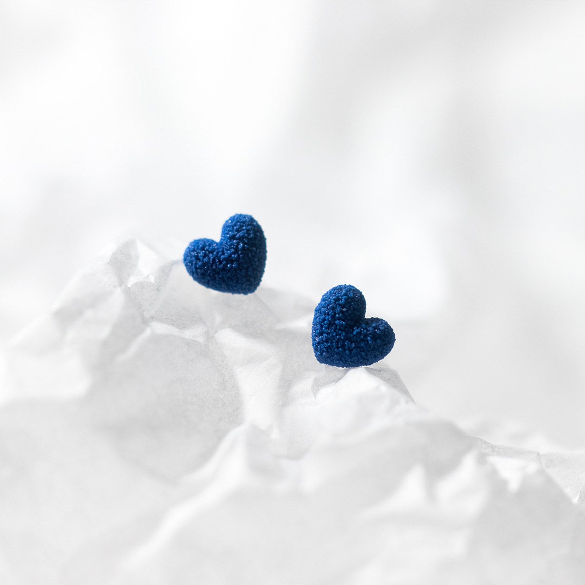 Sterling Silver Klein Blue Heart Stud Earrings, Blue Ceramic Earrings, Blue Heart Frosted Earrings, Minimalist Heart Studs, Gifts, E318