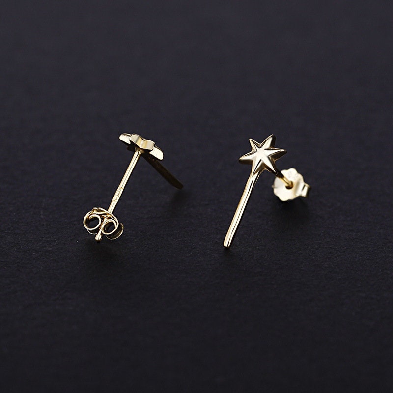 Dainty Magic Wand Stud Earrings, Little Star Magic Wand Earrings, Statement Earrings, Tiny Gold Star Earrings, Gift for her, E332