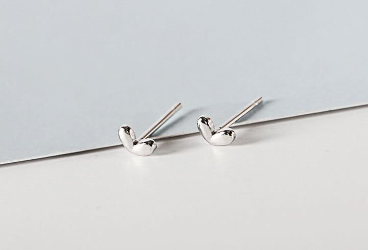 S925 Silber Winzige Herz Ohrstecker, Extra kleine Herz Ohrstecker, Herz Ohrstecker, Helix/Knorpel Ohrstecker, minimalistische Ohrstecker, Geschenk für sie, E340