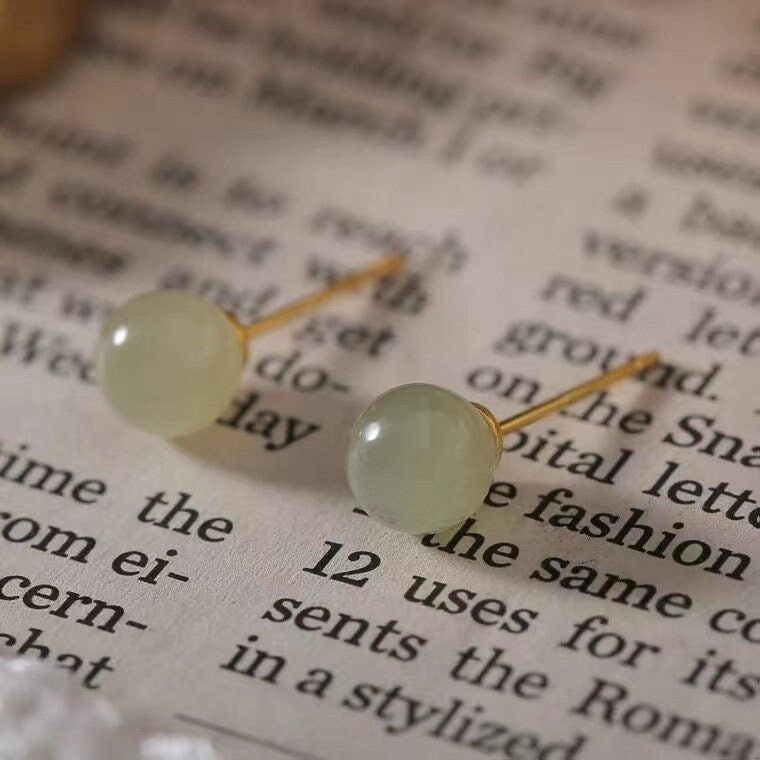 Tiny Round Natural Jade Stud Earring, Gold Real Jade Earrings, Small Jade Studs, Minimalist Jade Earrings, Helix Earring, Gift for her, E367