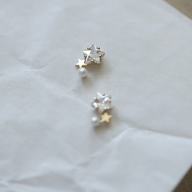 Gold Crystal Star Stud Earring, 14k Gold Plated 925 Silver Star Earrings, Star Pearl Earrings, Minimalist Star Earring, Gift for her, E364