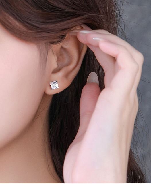 Dainty Tiny Rhombus Stud Earrings, S925 Silver Tiny Earring, Small Diamond-shaped Earrings, Diamond-flower Earring, Trendy Earrings, E303