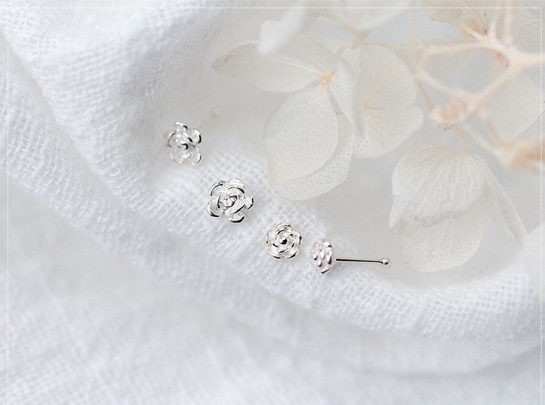 925 Silver Rose Nose Stud, Tiny Rose Nose Stud, Flowe Nose Stud, Rose Nose Pin, Minimalist Rose Nose Stud, Helix Earring, Gift for her, E383