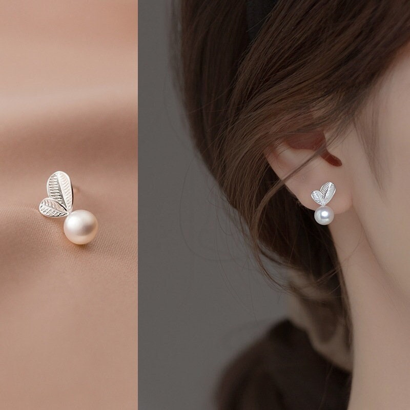 925 Silver Bunny Pearl Earrings, Pearl Bunny Studs, Bunny Earrings, Leaf Pearl Earrings, Minimalist Pearl Leaf Earring, Gift for her E382