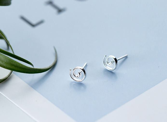 925 Silver Spriral Stud Earring, Silver Spriral Studs, Snail Earrings, Circle Earrings, Geometry Earrings, Helix Earring, Gift for her, E392